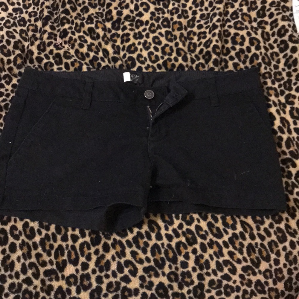 Volcom shorts